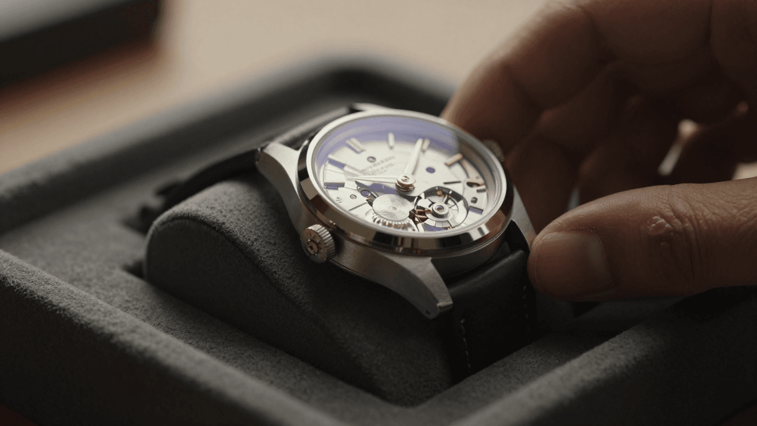 IWC 연봉, 검색 상위 10건 중 채용 정보는 0건 — 문서 160건 뜯어본 결과 (2026)